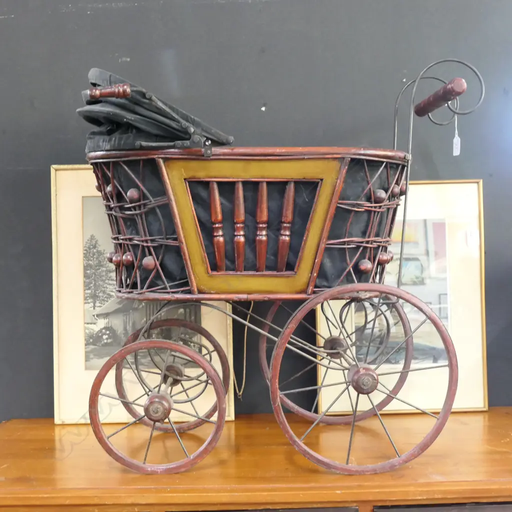 VICTORIAN STYLE DOLLS PRAM, L.660mm Image 1++