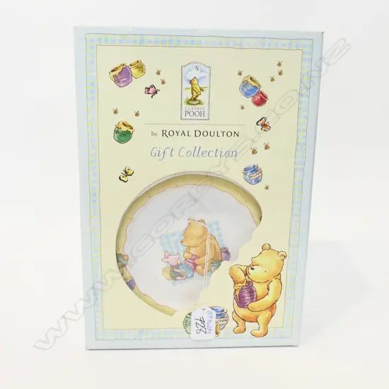 R/DOULTON BOXED CLASSIC POOH GIFT SET