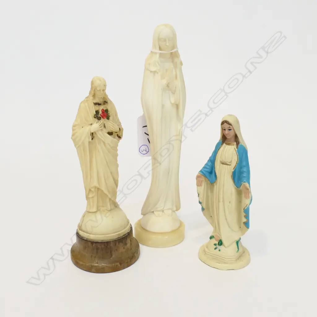 3 RELIGIOUS ORNAMENTS  Image 1++