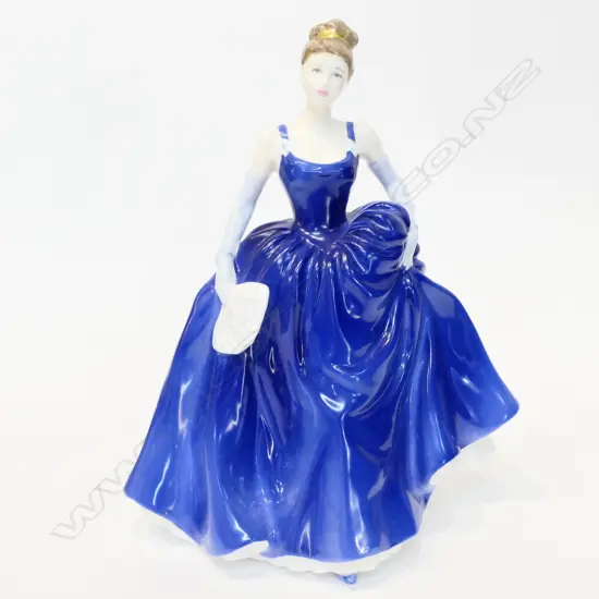 R/DOULTON FIGURINE 'SOPHIE' WITH BOX