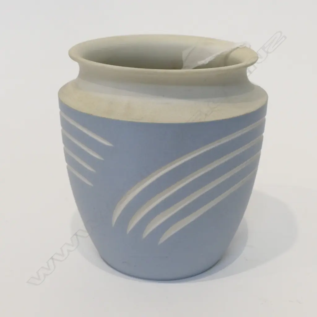 WEDGWOOD 1980 MODERN VASE 103 MM Image 1++