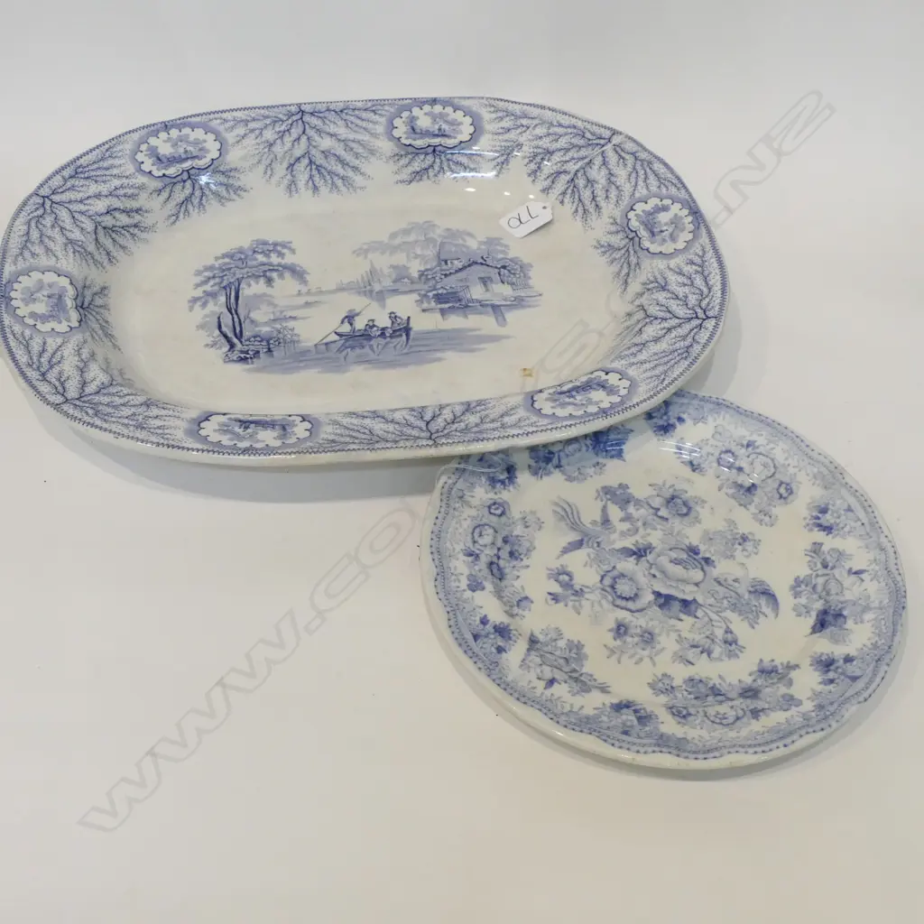 2 B/W DISHES; ALBION MEAT DISH L.425MM & PLATE Image 1++