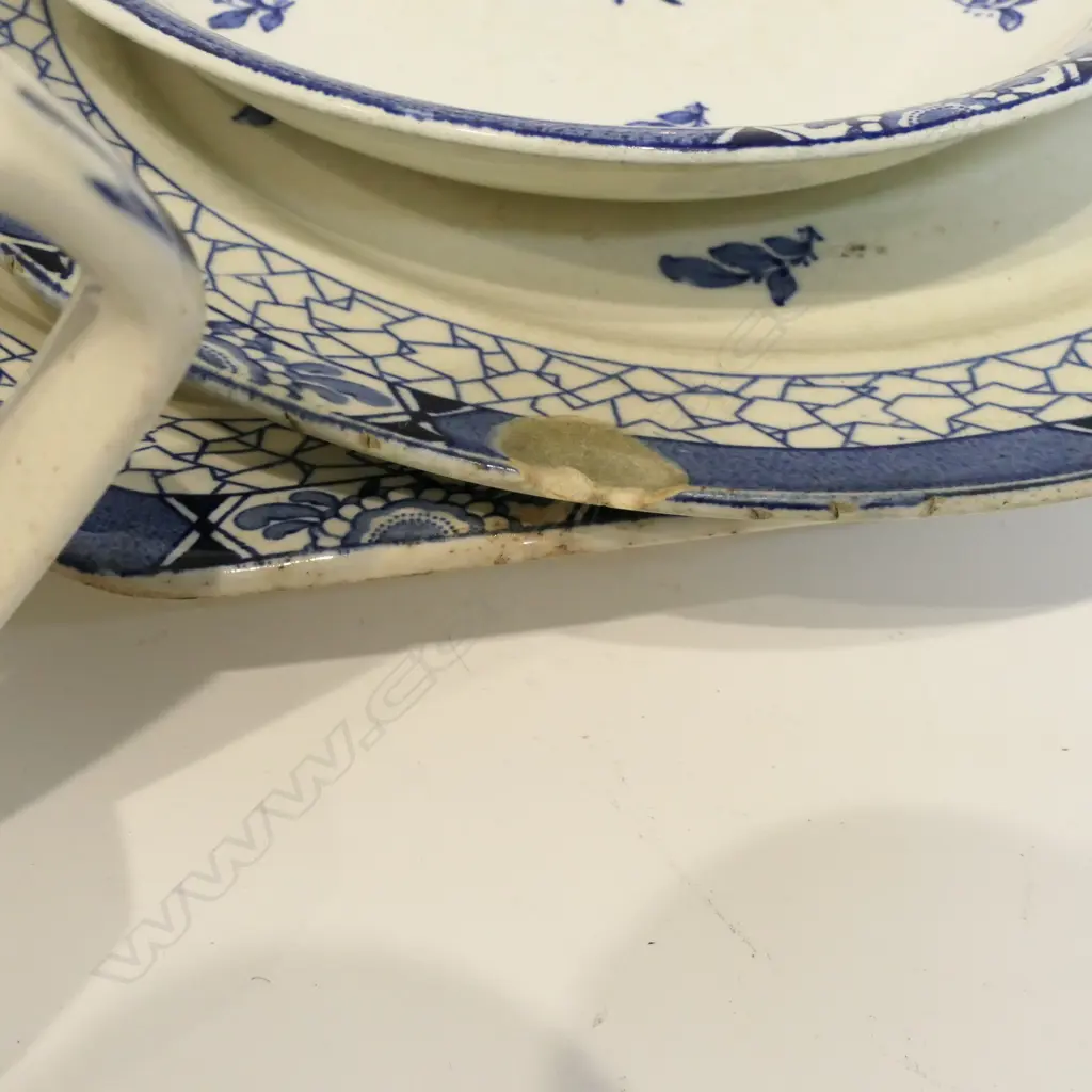 8 PCES OF BLUE WHITE ENGLISH CHINA A/F Image 1++