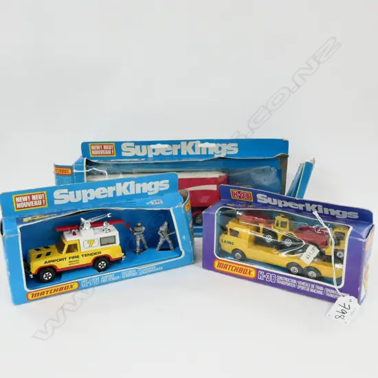 MATCHBOX SUPERKING DISTRESSED BOXES GROUP OF 3
