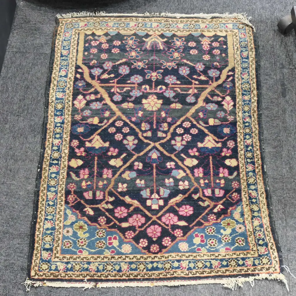 OLD PERSIAN RUG H/KNOTTED 1000 X 730mm Image 1++