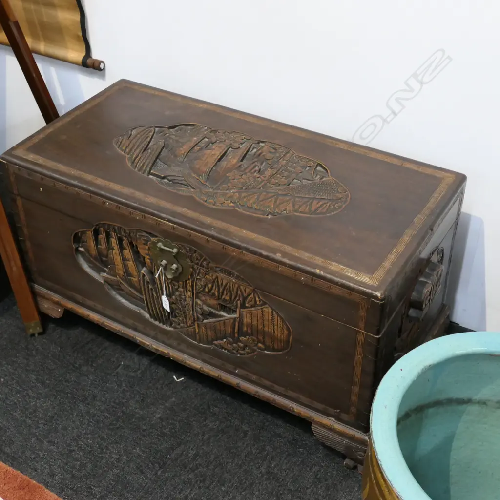 HANDLED CAMPHOR CHEST L. 930MM Image 1++