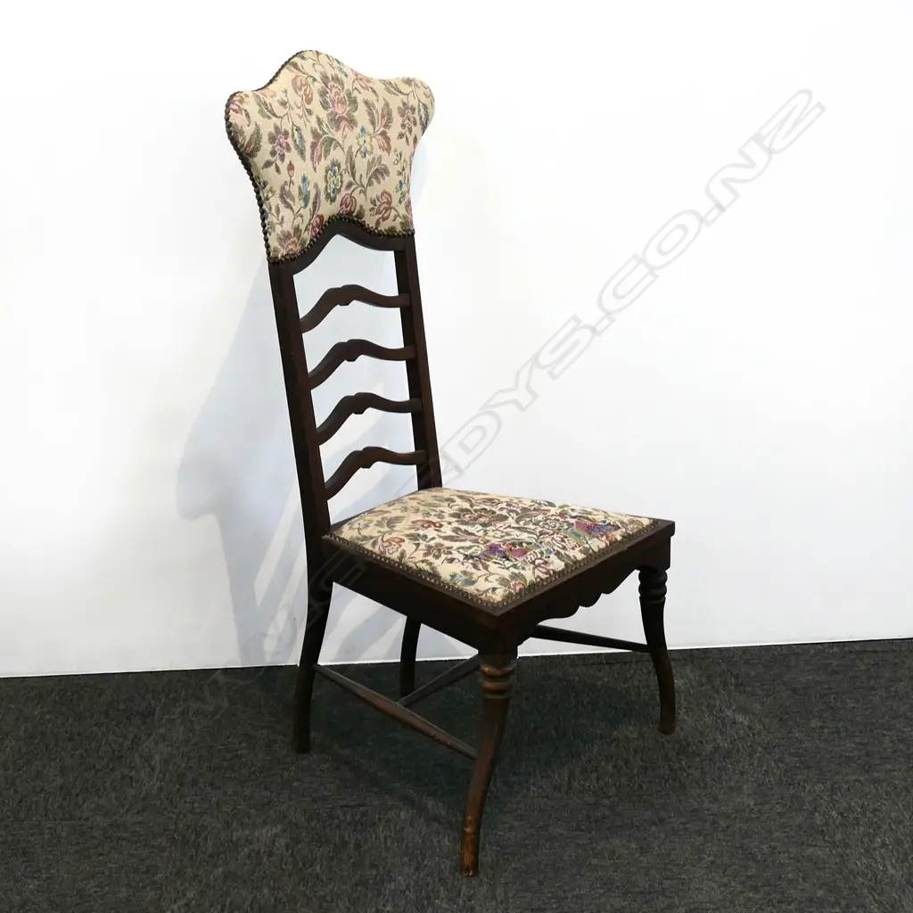 An Edwardian mahogany ladder-back hall chair Image 1++