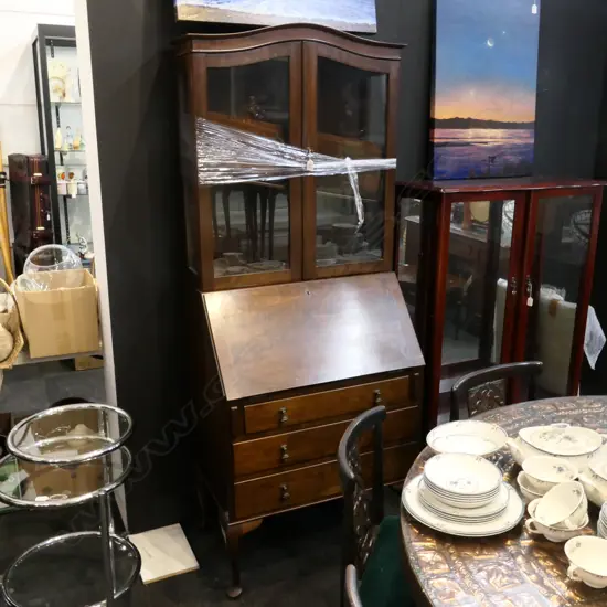 QUEEN ANNE STYLE BUREAU BOOCASE w GLAZED UPPER SECTION AND 3 DRAWERS BELOW.  H. 1935MM
