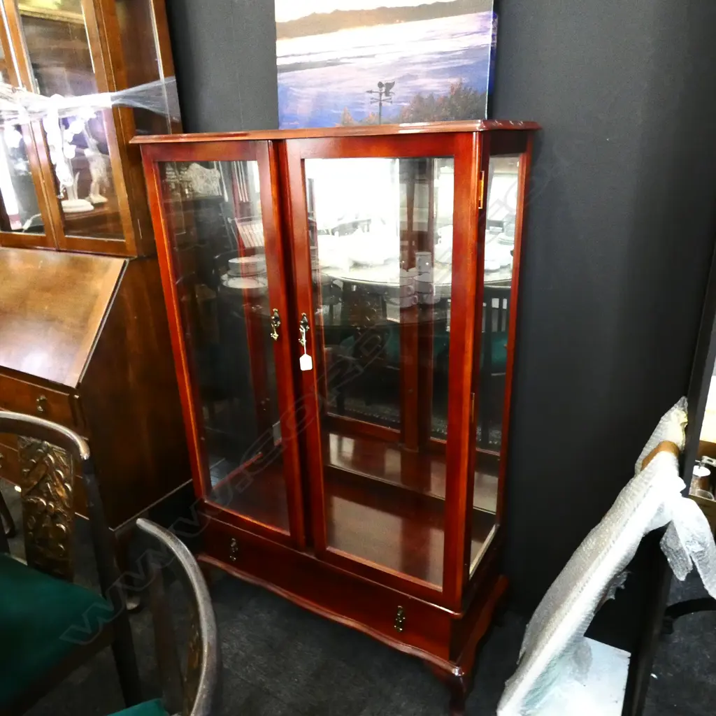 QUEEN ANN STYLE MAHOGANY CHINA CABINET H.1400MM W.880MM D.350MM Image 1++