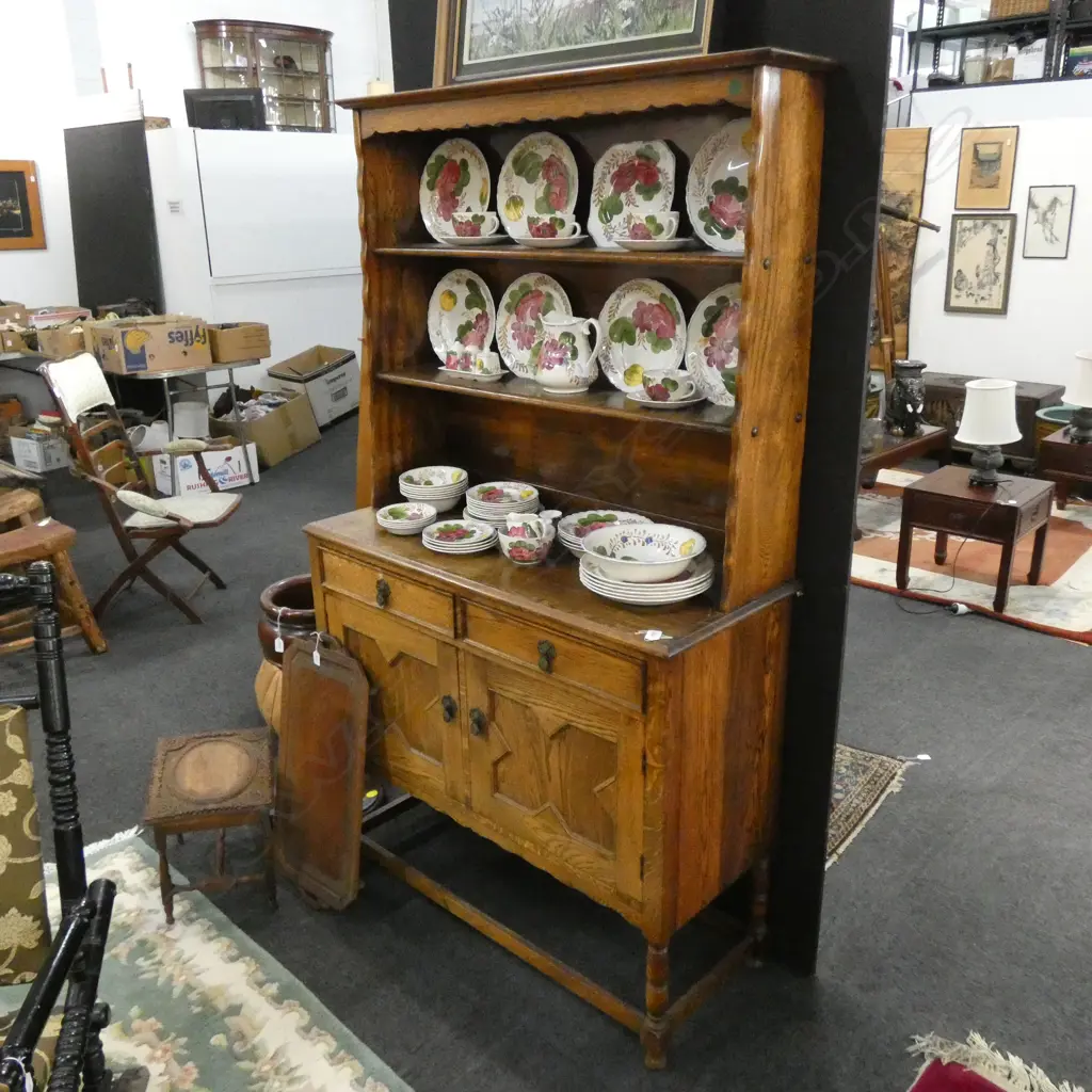 OAK DRESSER H. 1820MM W. 1045MM Image 1++