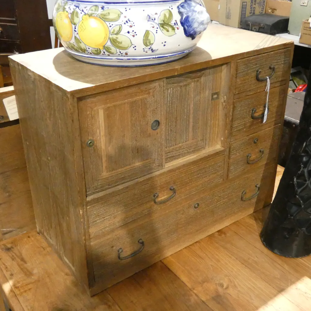 VINTAGE JAPANESE PALE WOOD CHEST H. 460mm W. 590mm Image 1++