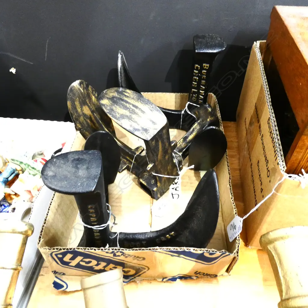 3 CAST IRON COBLERS LASTS Image 1++