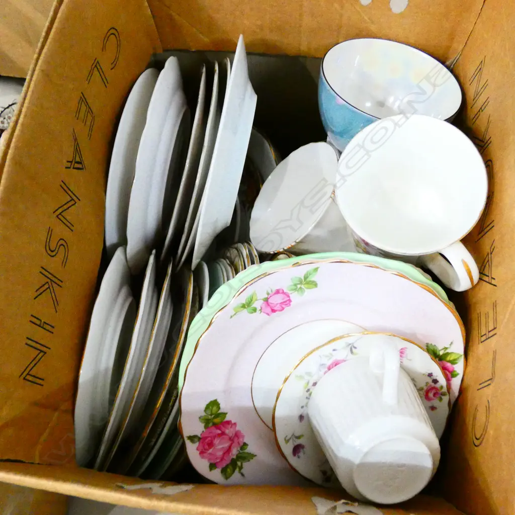 LOT ASST SAUCERS /PLATES/CUPS ETC Image 1++
