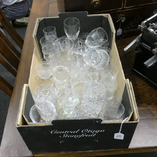 LOT ASST CUT AND UNCUT CRYSTAL GLASSES
