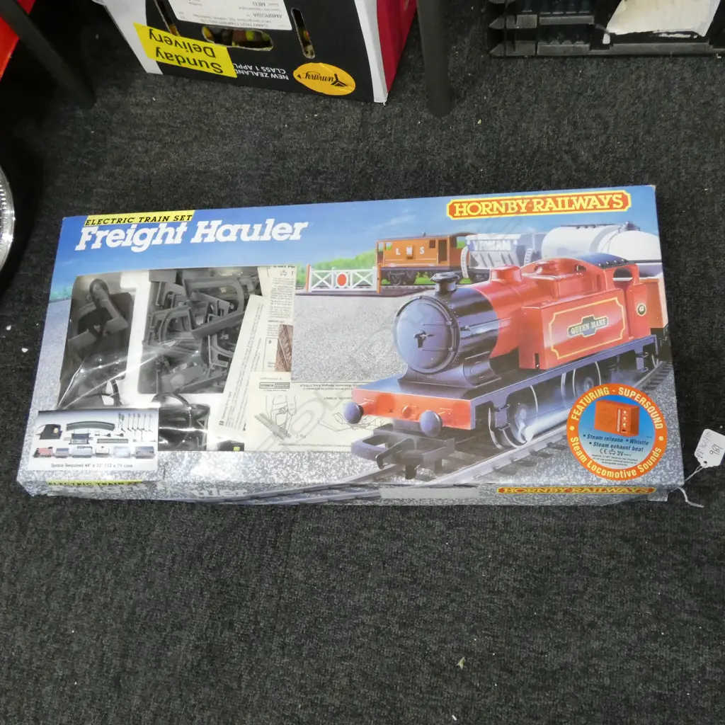 HORNBY RAILWAYS ELECTRIC FREIGHT HAULER Image 1++