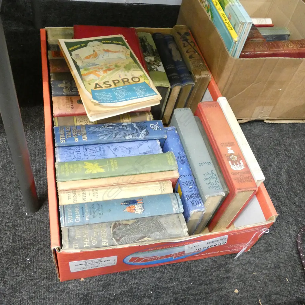 BOX OF OLD BOOKS Image 1++