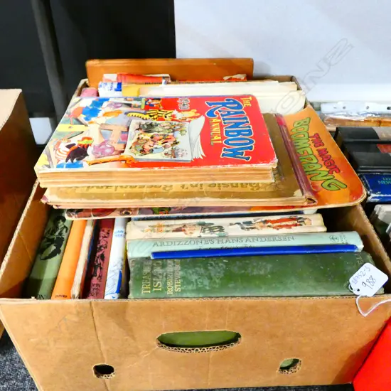 BOX OF KIDS BOOKS