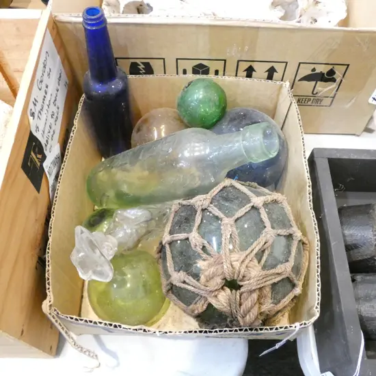 LOT GLASS BOTTLE + SMALL FISHING FLOATS