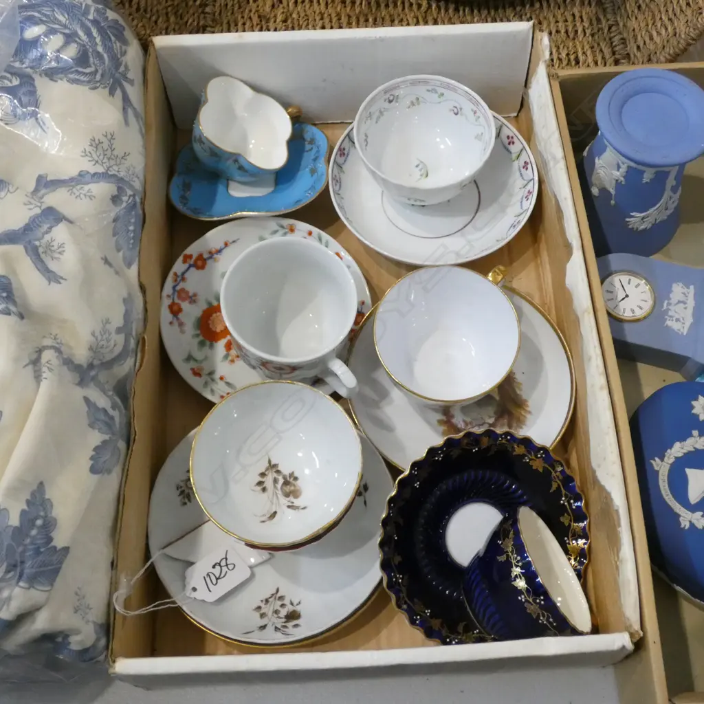 COLLECTION OF 7 REGENCY TEABOWLS, SOME AF Image 1++