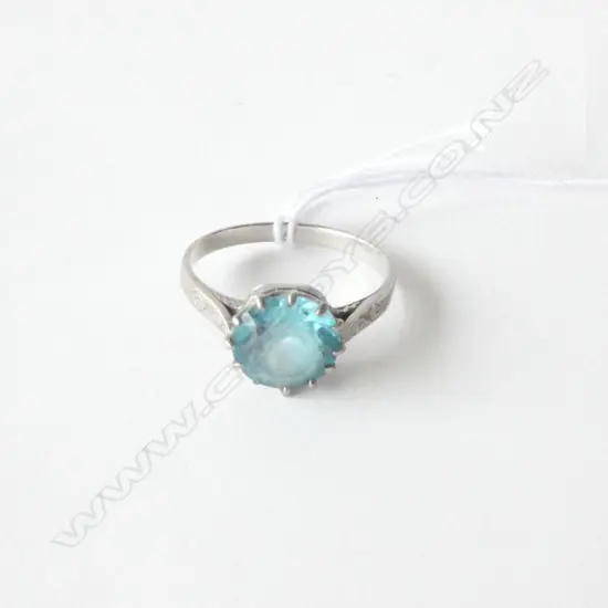 PLATINUM AND BLUE ZIRCON ESTATE RING