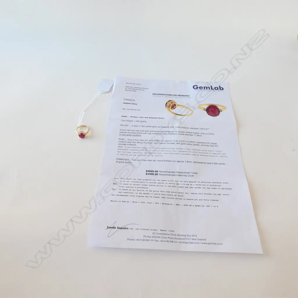 18CT GOLD RUBY AND DIAMOND RING Image 1++