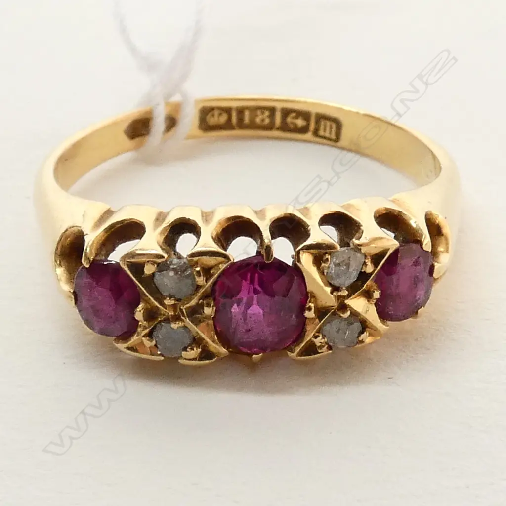 18CT RUBY AND DIAMOND AF RING O SIZE Image 1++