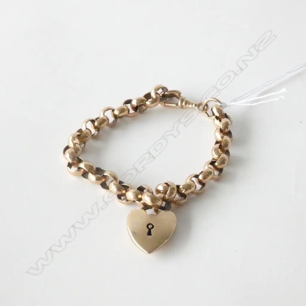 9CT GOLD BELCHER CHAIN BRACELET WITH HEART PADLOCK & DOG CLIP 21.33gm Image 1++