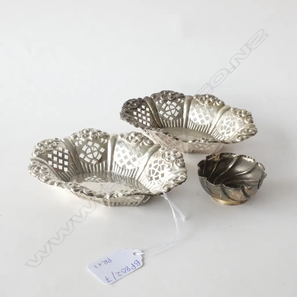 PR PIERCED STG SILVER BOWLS B'HAM 1900 + ANOTHER 86 GRAMS TOTAL Image 1++