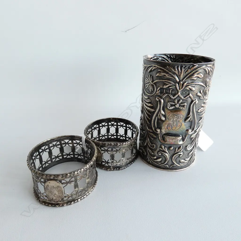 STG SILVER BOTTLE CAP LONDON 1903 + PR STG NAPKIN RINGS 94 GRAMS Image 1++