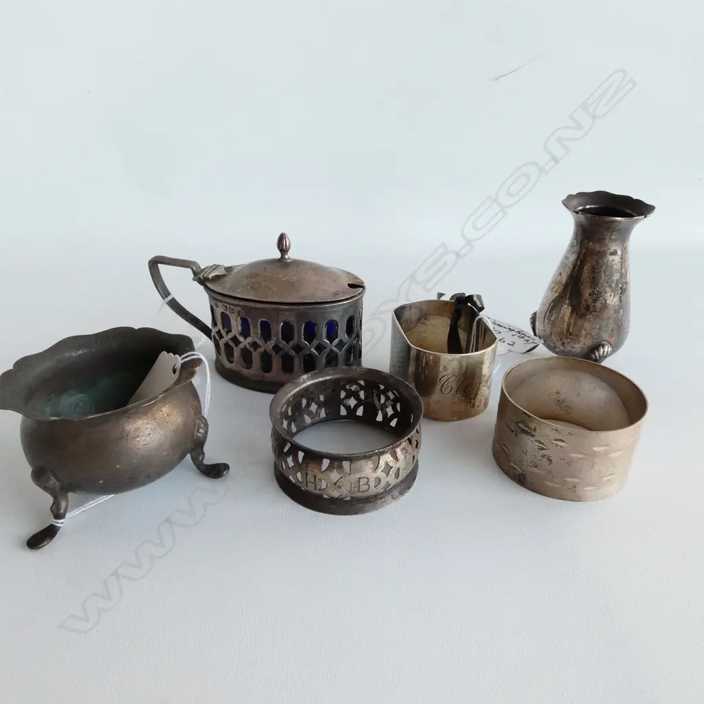 3 STG SILVER NAPKIN RINGS /MUSTARD ETC Image 1++