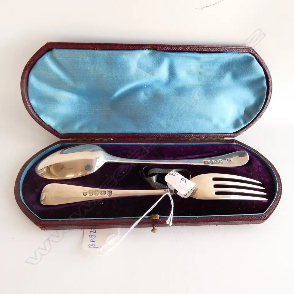 CASED  GEORGIAN STG SILVER FORK AND SPOON Image 1++