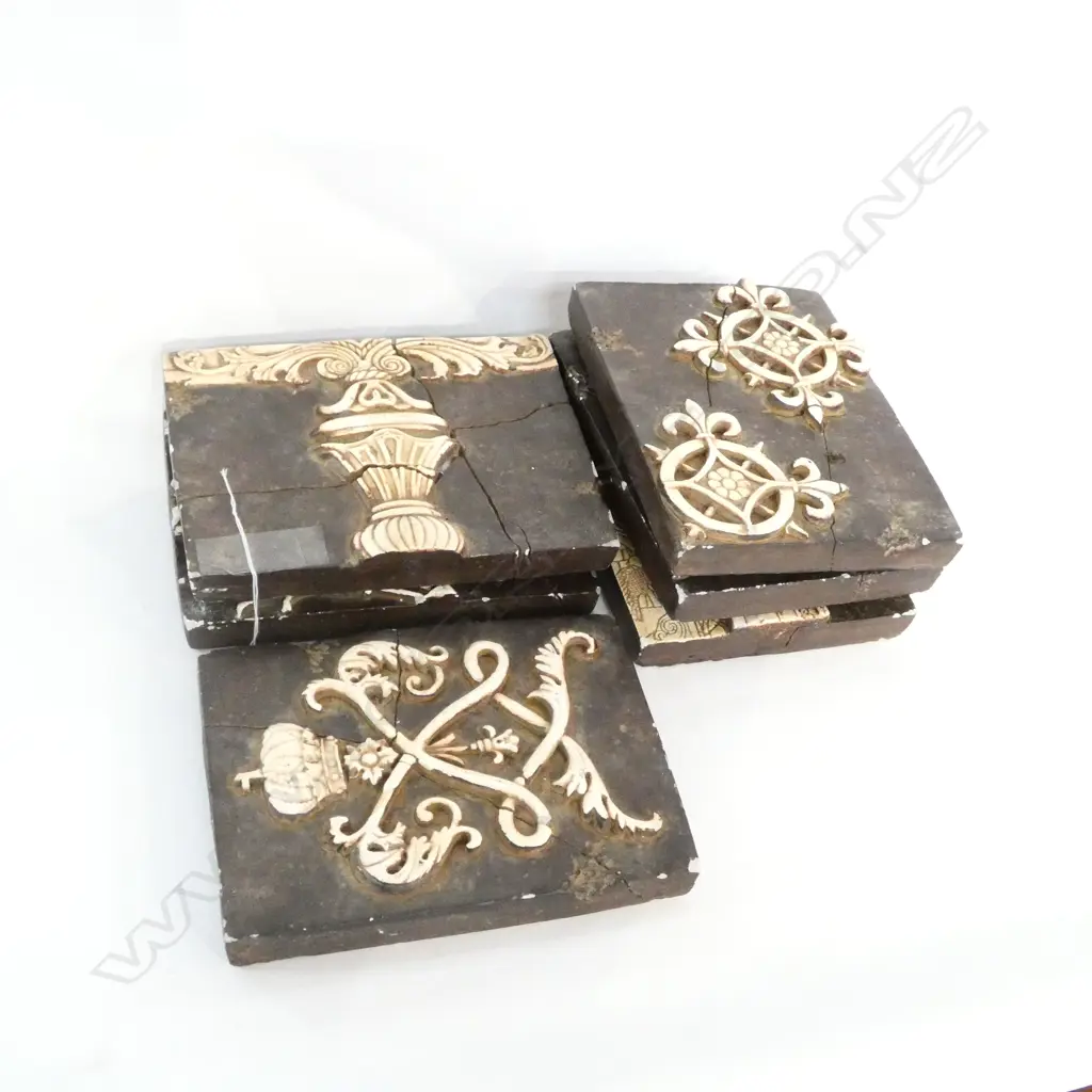6 DECORATIVE TILES 200 X 150MM Image 1++