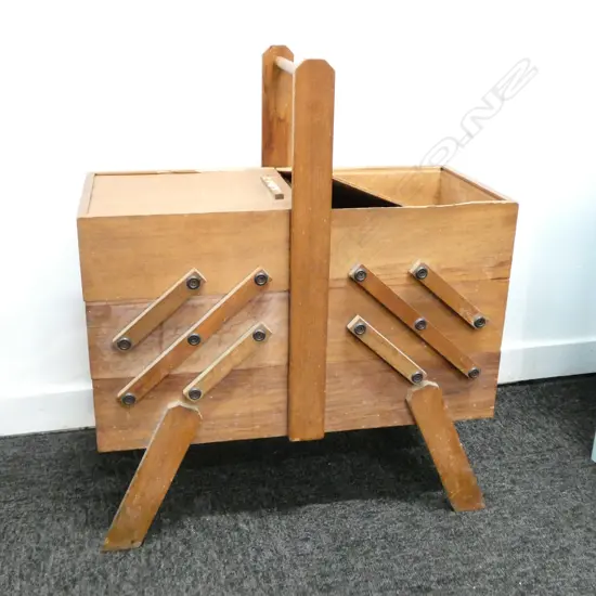 A GOOD VINTAGE CANTILEVER SEWING BOX