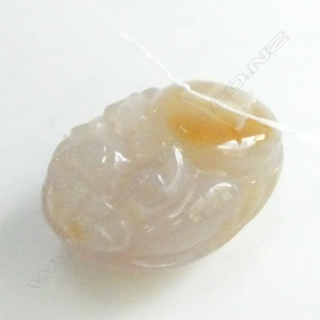 CHINESE CARVED PALE AGATE HANDLING PIECE Image 1++