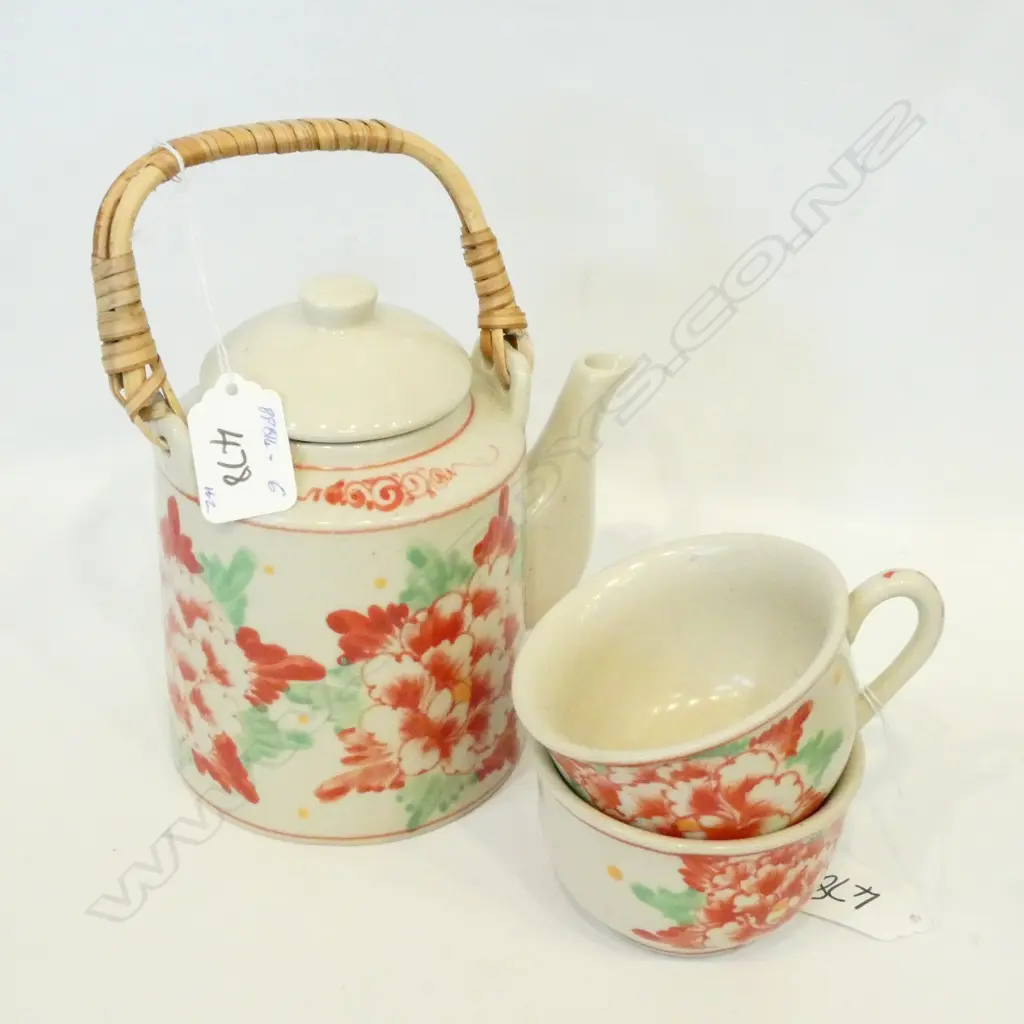 ORIENTAL TEAPOT AND TEA CUPS (2) Image 1++