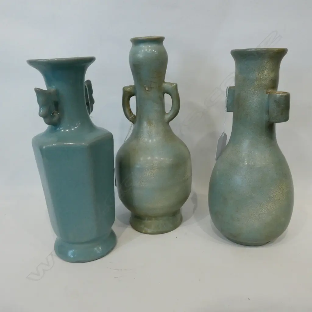 3 CHINESE CELADON VASES H. 240MM Image 1++