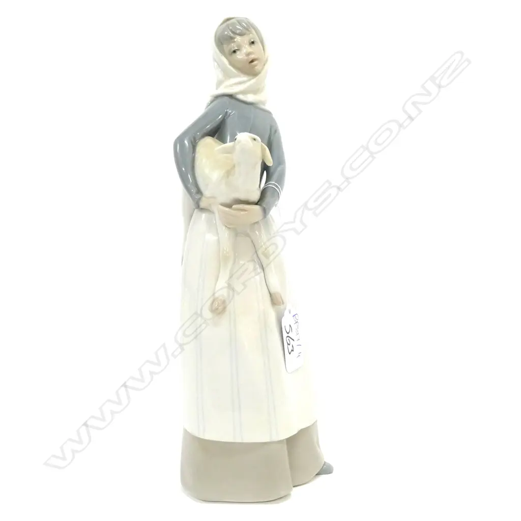 LLADRO FIGURE WOMAN WITH LAMB H. 270MM Image 1++