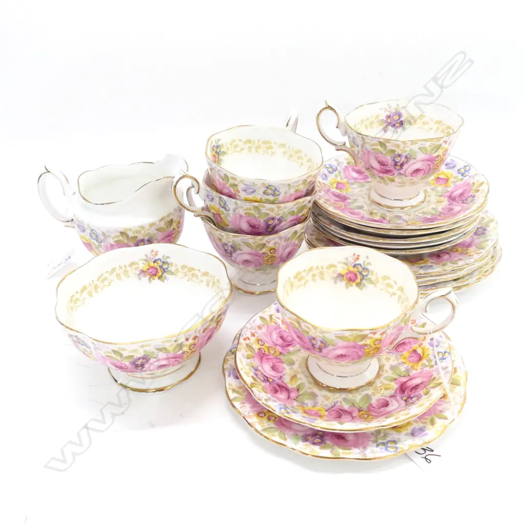 17 PCE R/ALBERT 'SERENA' TEA SERVICE; 5 TRIOS, EXTRA CUP & SAUCER, MILK CHIPPED & SUGAR Image 1++
