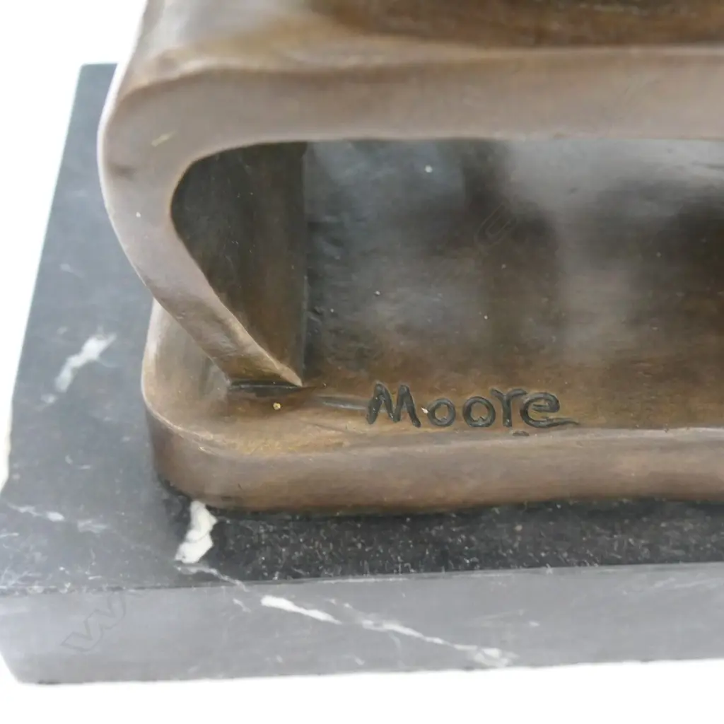 'MOORE' MODERN BRONZE STYLISED FIGURE GROUP Image 1++