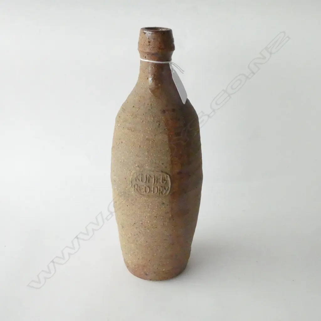 SAN MARINO 1970'S "KUMEU RED DRY" POTTERY BOTTLE BY ADRIAN COTTER Image 1++