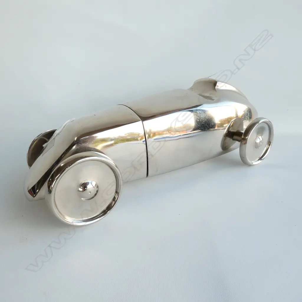 ART DECO STYLE COCKTAIL SHAKER 1920'S RACING CAR Image 1++