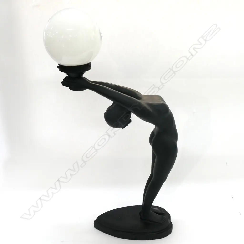 ART DECO STYLE TABLE LAMP Image 1++