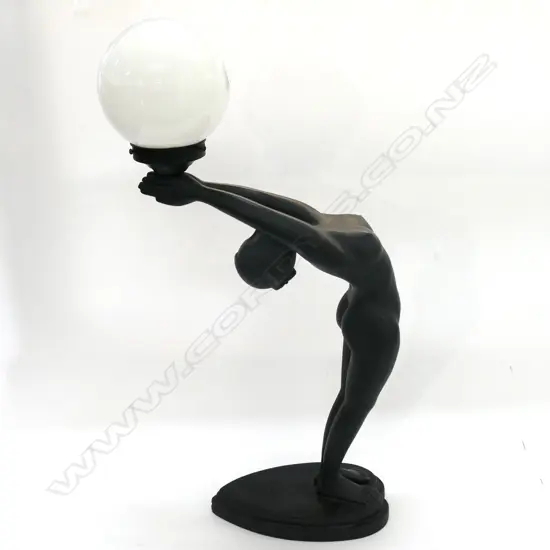 ART DECO STYLE TABLE LAMP
