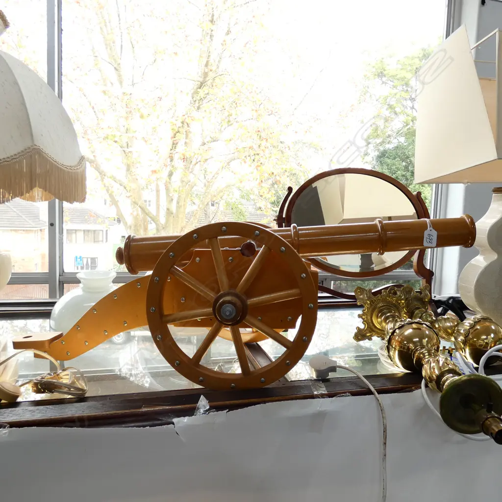 CARVED & TURNED WOODEN CANNON L.955mm Image 1++