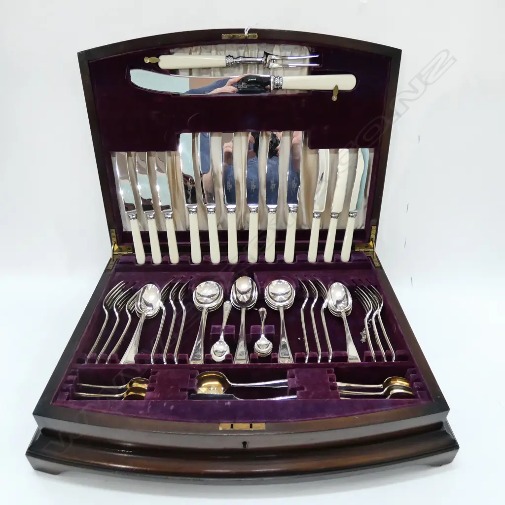 CANTEEN WALKER & HALL CUTLERY Image 1++
