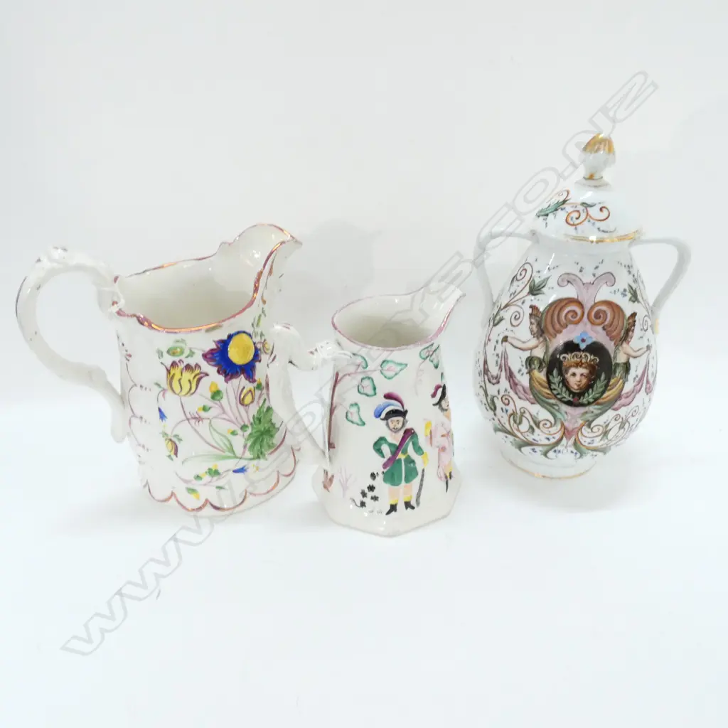 PR LUSTRE JUGS + PAINTED LIDDED VASE H. 250MM Image 1++