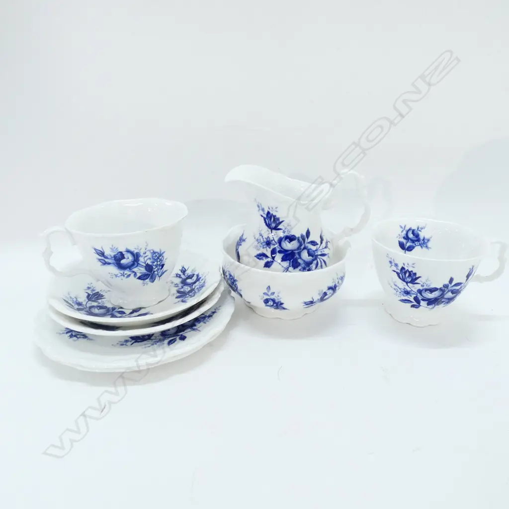 R/ALBERT CONNOISSEUR; 2 TRIOS, MILK & SUGAR Image 1++
