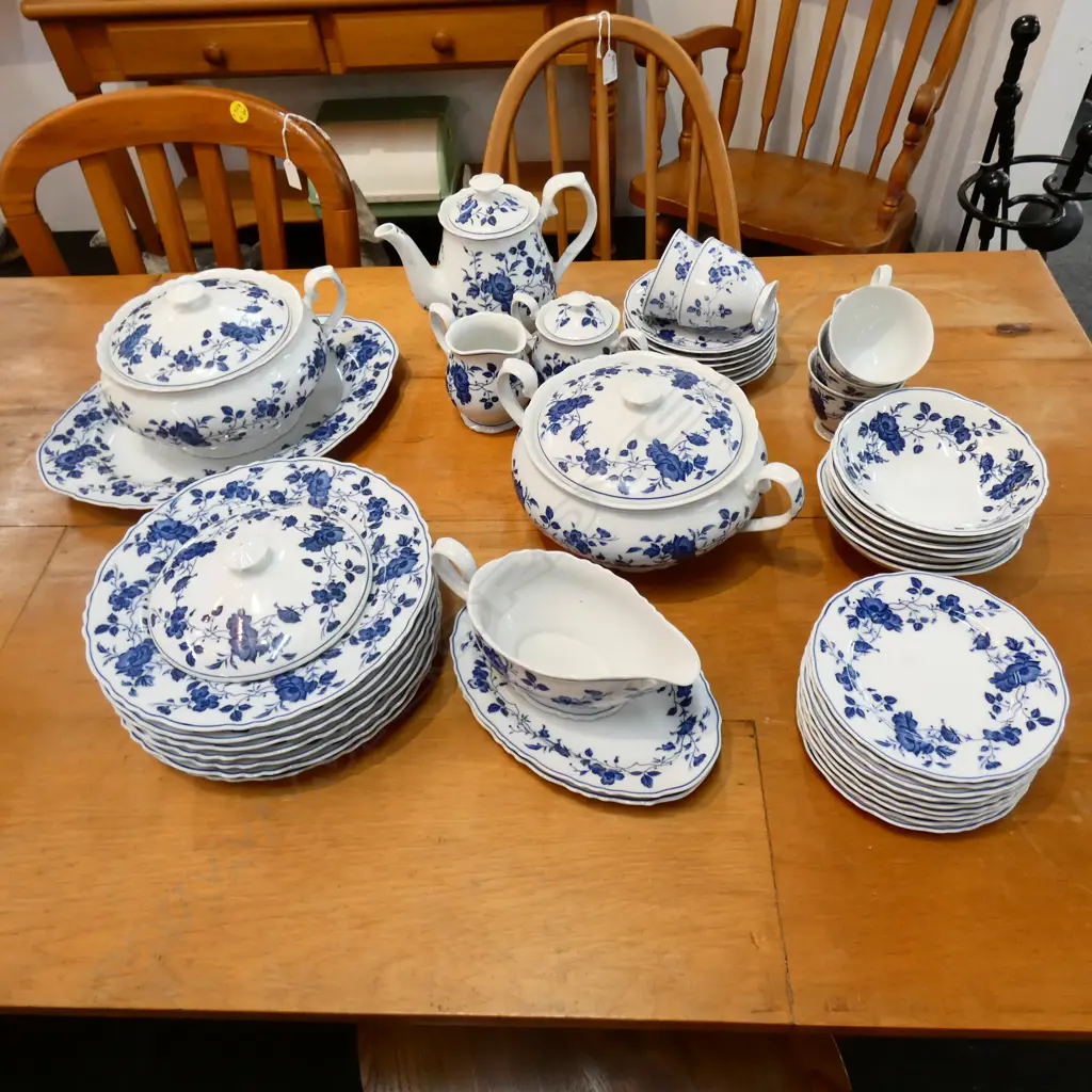 44 PCE ROYAL MEISSEN JAPAN DINNER SERVICE Image 1++