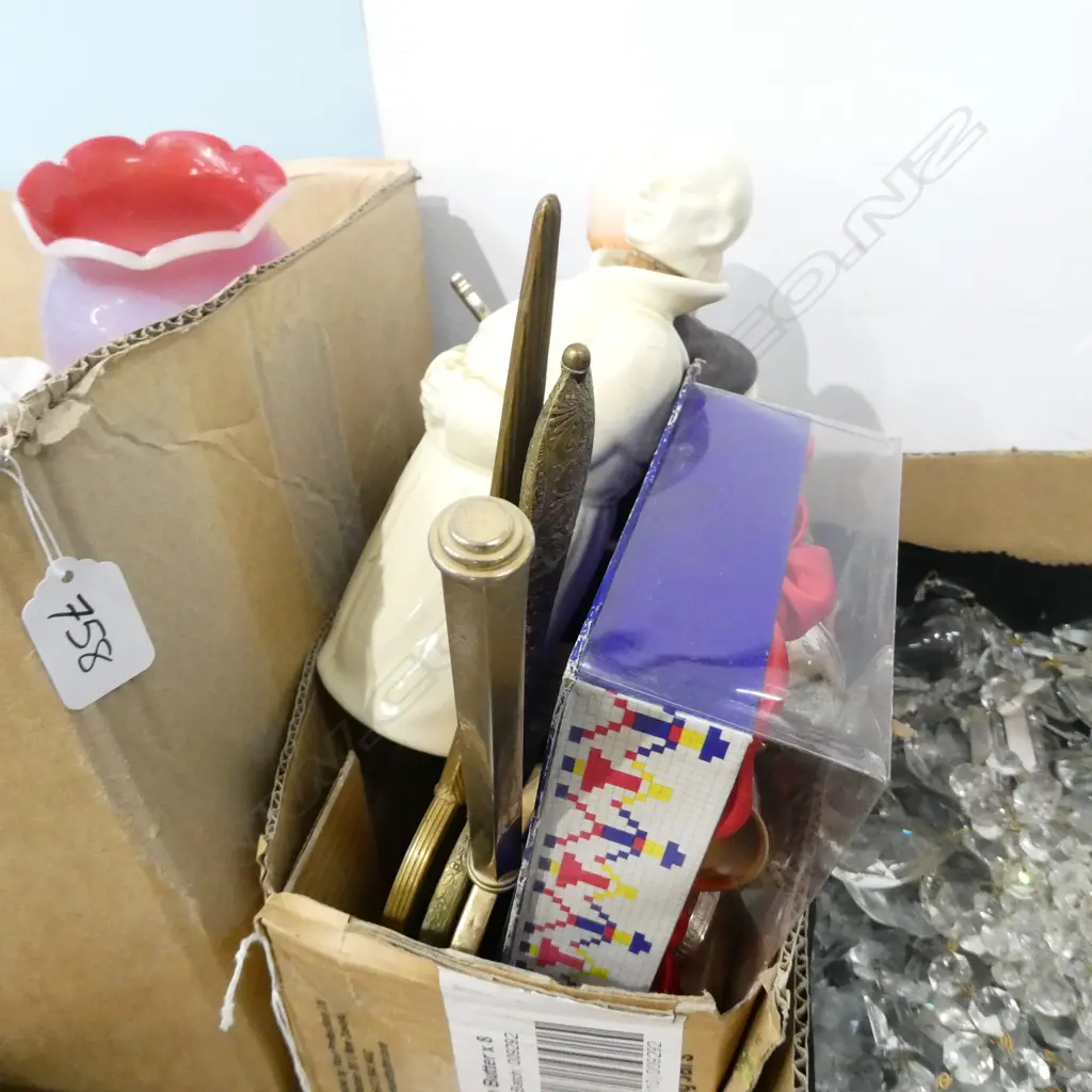 BOX LOT MIRRORS, MONK DECANTERS ETC Image 1++