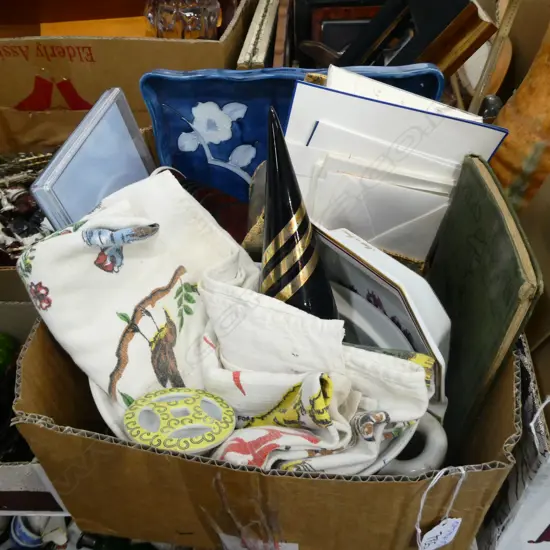 BOX LOT CHINA TRAY NZ POTTERY CONE TABLE CLOTHE